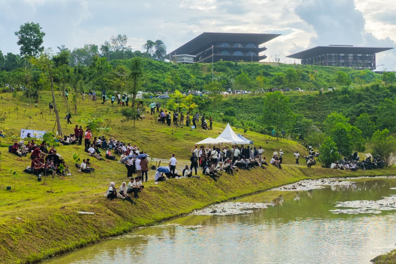 Penanaman di IKN