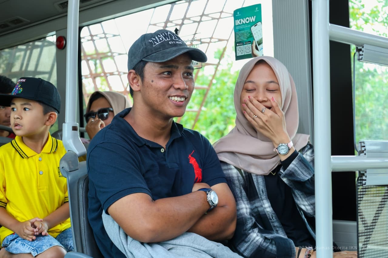 Pemandu Wisata Bus IKN